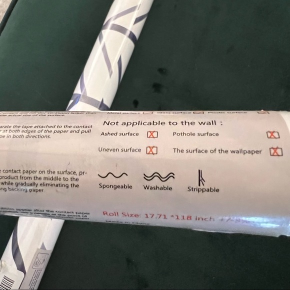 Peel & Stick Wallpaper Herringbone Navy Blue (x2) - Picture 15 of 16